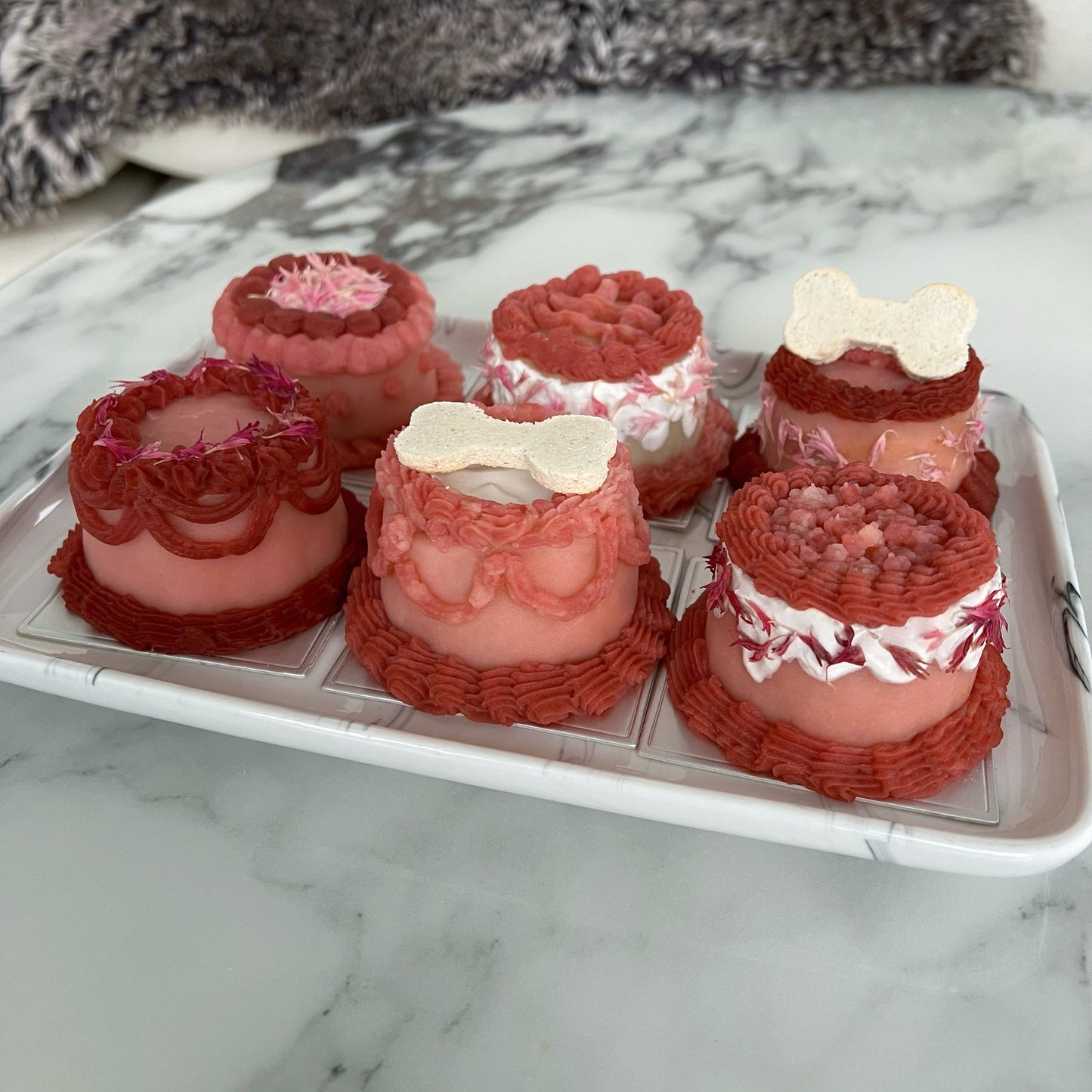 Mini Cakes 2.5" (Potato Frosting)