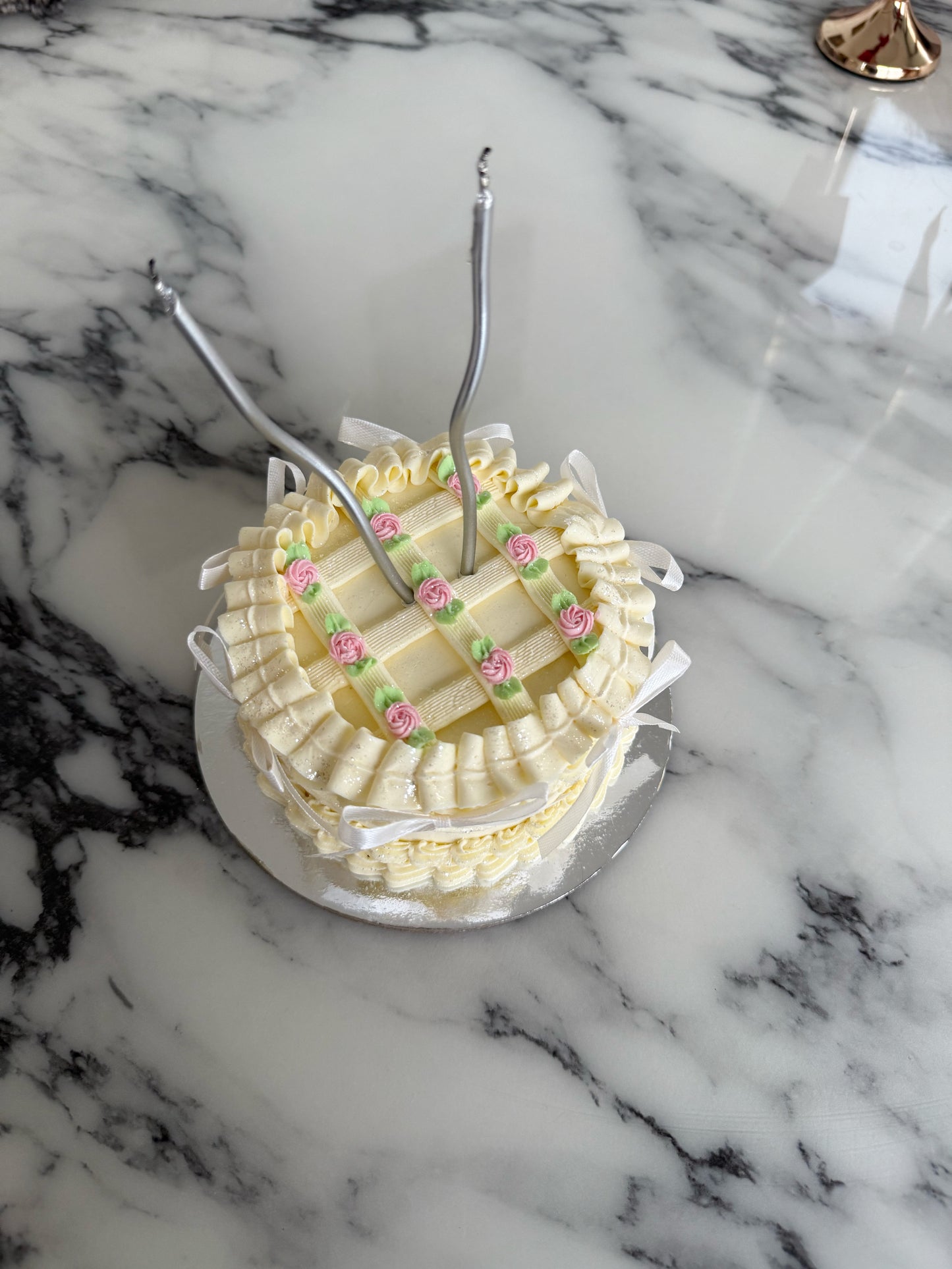 Rose Lattice Cake (No-Fat Cream Cheese Frosting)